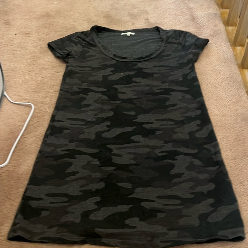 Camp t-shirt dress size xs